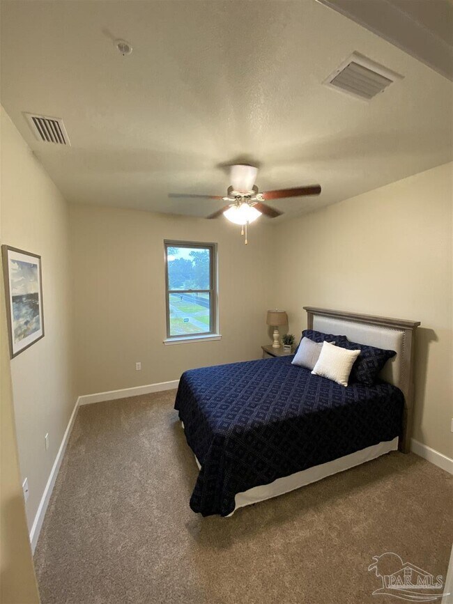Foto del edificio - 3517 Mossy Oak Villas Cir