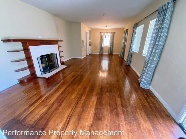 Foto del edificio - 3 br, 1 bath House - 3141 Linden Ave.