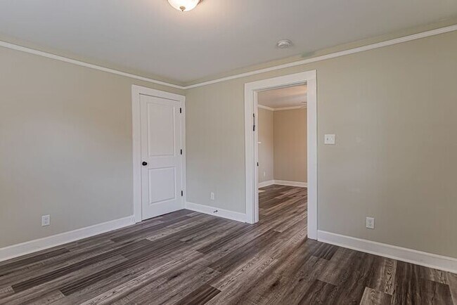 Building Photo - Renovated Home Near the Swamp Rabbit Trail