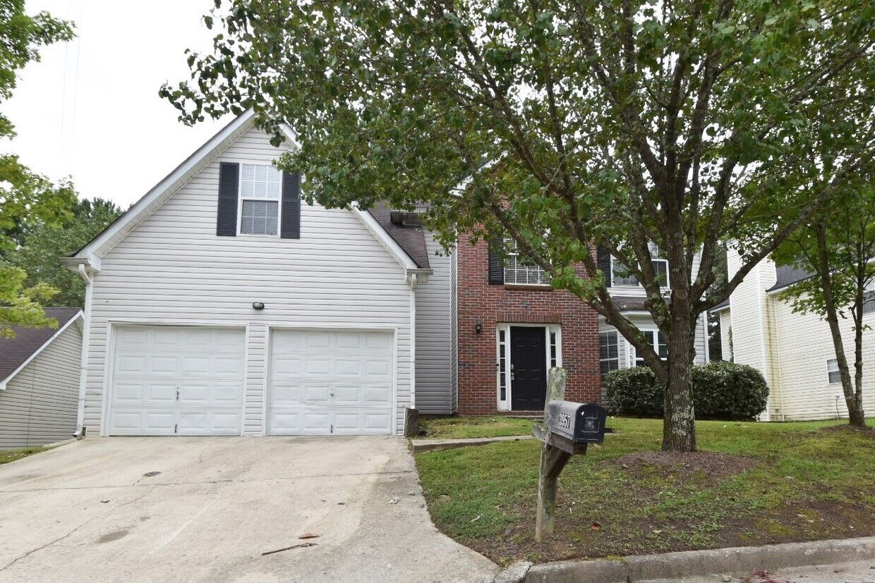 3957 Waldrop Hills Dr House Rental in Decatur, GA