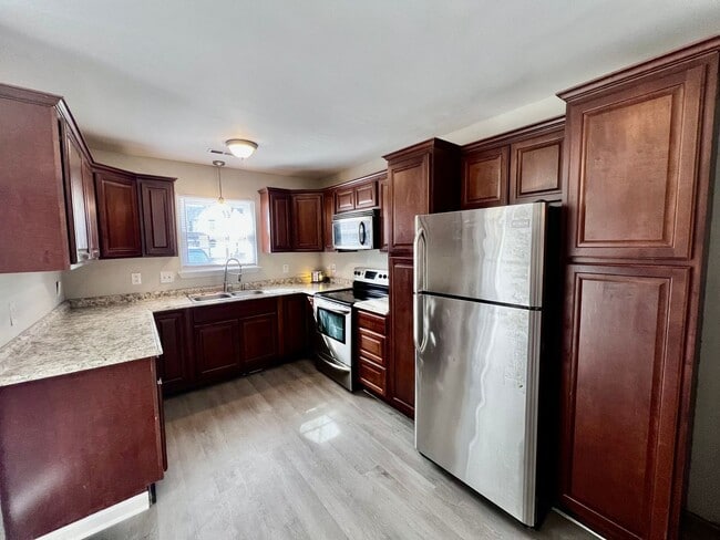 Photo - Nicely Updated 3 Bedroom Duplex House