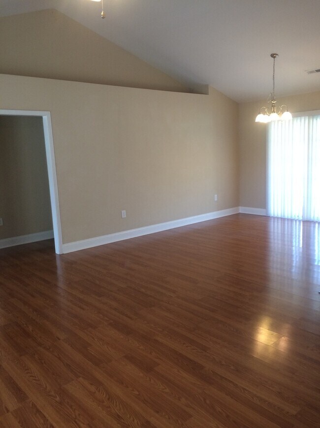 Building Photo - Coming Soon! 4 Bedroom 2 Bathroom Home