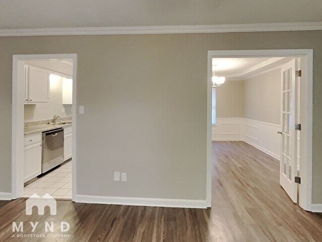 Foto del edificio - 7844 Meadow Trail Dr