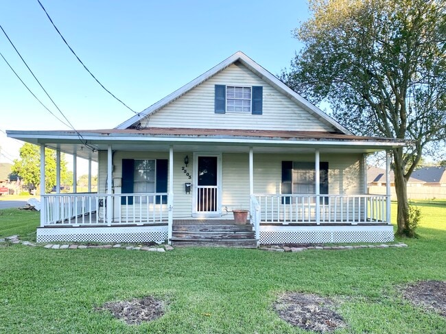 Building Photo - 2503 Ave G