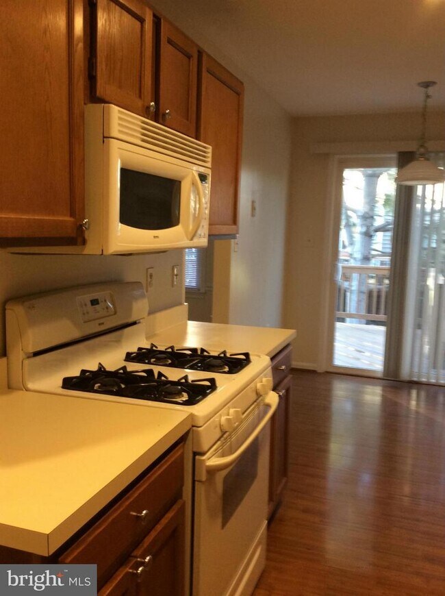 Foto del edificio - 14540 Eddy Ct