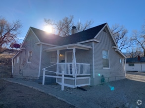 Building Photo - 1015 W Cimarron St