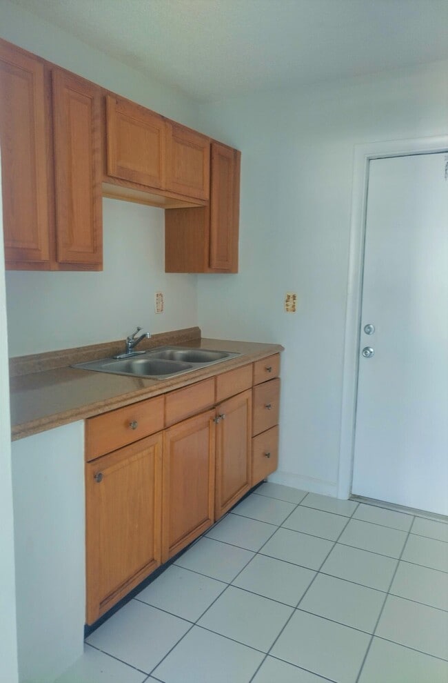 Building Photo - 1248 AC Evans St