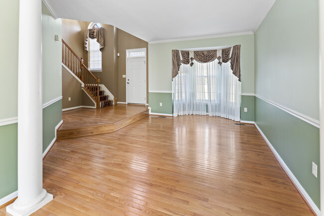 Building Photo - 9708 Cadwell St