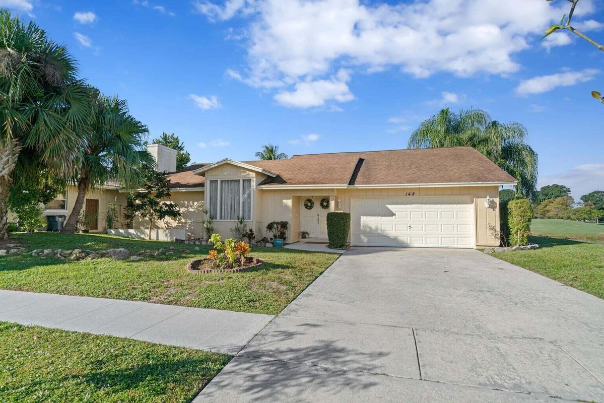 Foto del edificio - 148 Ponce De Leon St