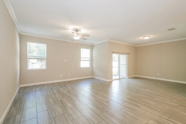 Building Photo - 2123 Cerulean Sky Dr