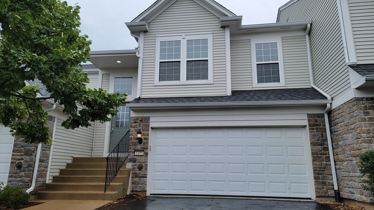 1459 Crimson Ln, Yorkville, IL 60560 Townhome Rentals in Yorkville IL