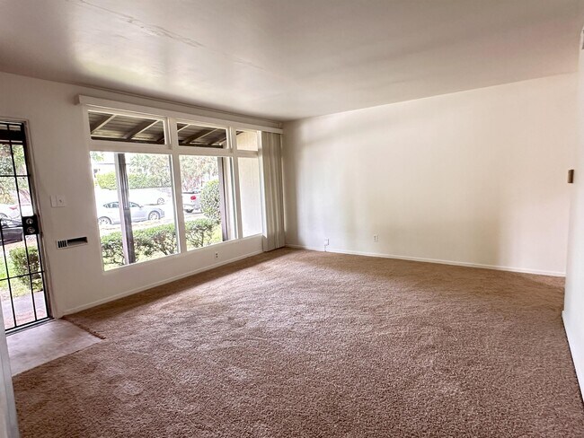 Foto del edificio - 2119 Reed Ave