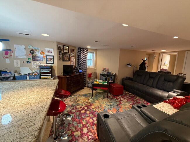 Foto del edificio - 1425 Allison St NW