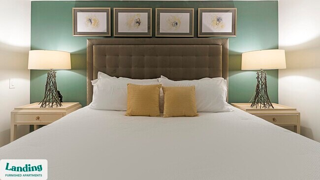 Building Photo - 777 Preston St