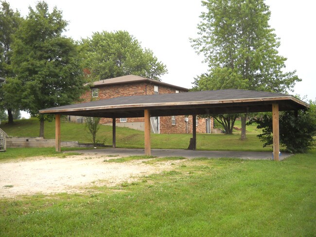 Foto del edificio - 306 W Southampton Dr