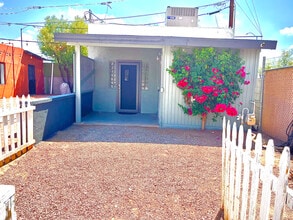 Building Photo - 3558 E Cody St