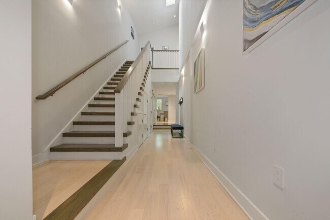 Building Photo - 2709 N St NW