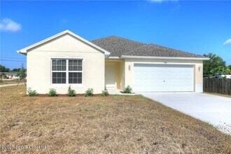 Building Photo - 8415 99th Ct