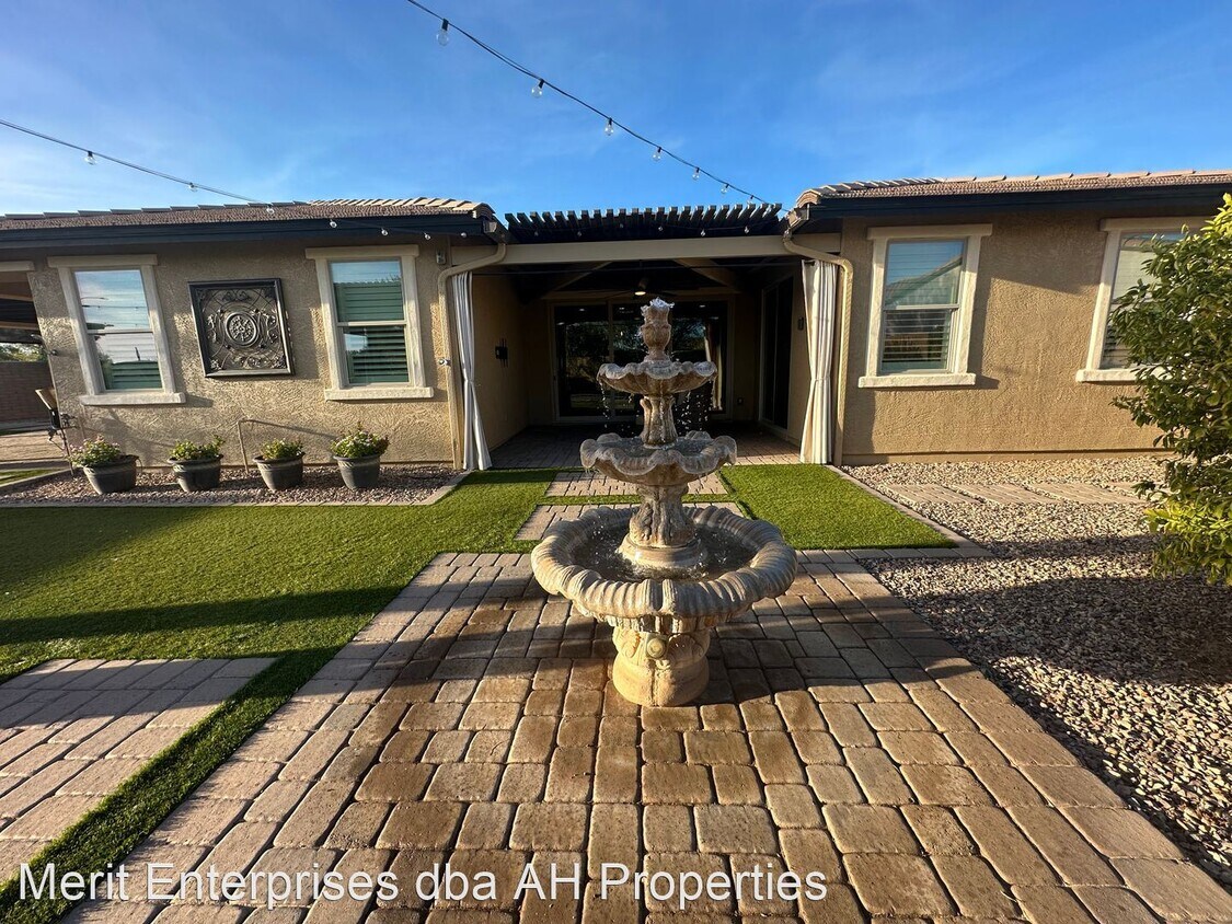 Primary Photo - 2 br, 2 bath House - 5446 S ABBEY
