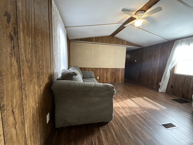 Foto del edificio - 1053 Vz County Rd 1927