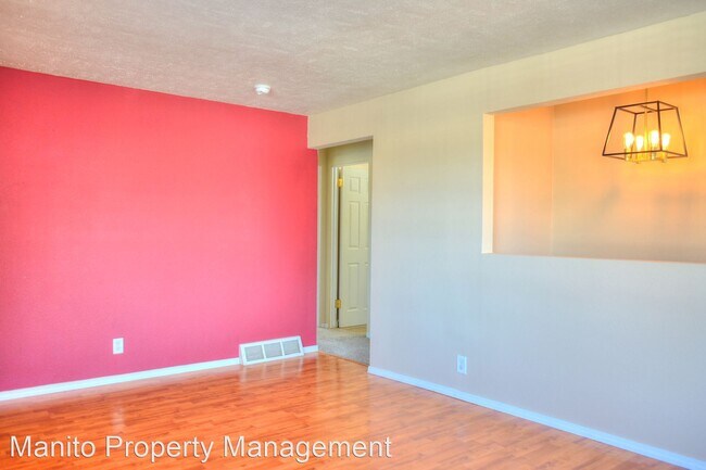 Foto del edificio - 4 br, 2 bath House - 1916 E Decatur Avenue
