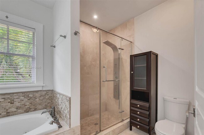 Foto del edificio - 1432 SW 11th St