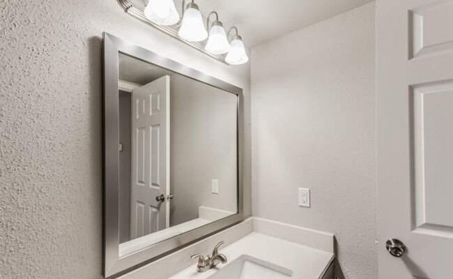 Foto del edificio - 1 bedroom in Webster TX 77598