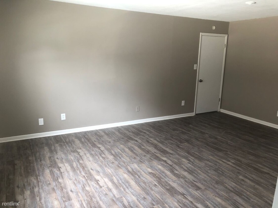 Foto principal - 1407 Charleston Ave
