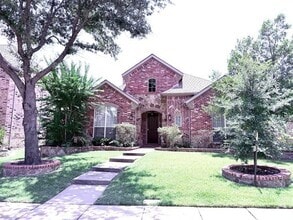 Building Photo - 14619 Falling Leaf Dr
