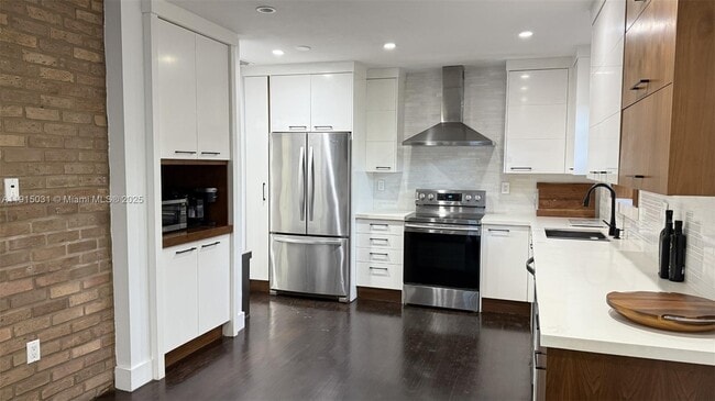 Foto del edificio - 1541 Garcia Ave