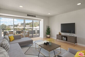 Building Photo - 1155 N La Cienega Blvd