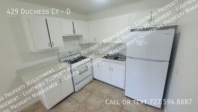 Building Photo - 429 Duchess Ct