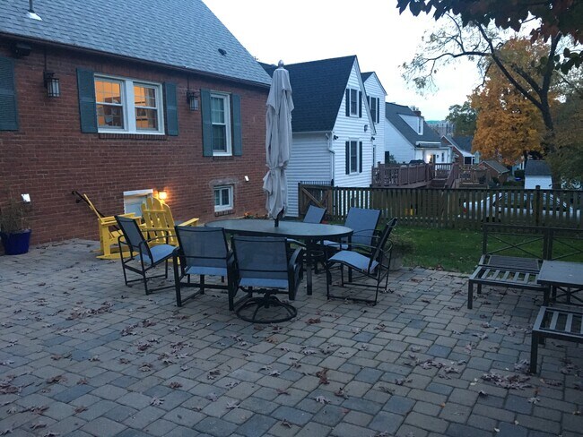 Patio - 1416 North Glebe Road