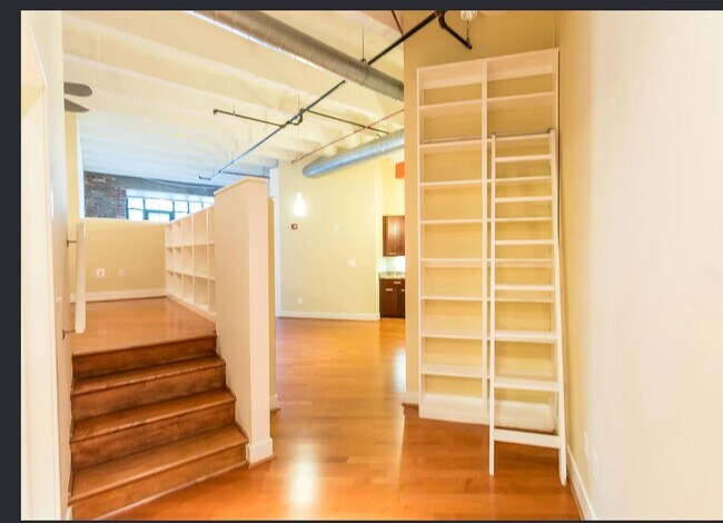 Foto del edificio - 1701 Kalorama Rd NW