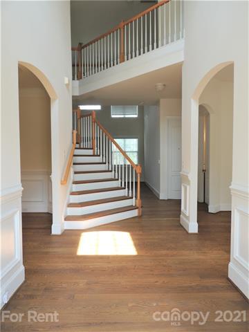 Building Photo - 4917 Mesa Verde Rd