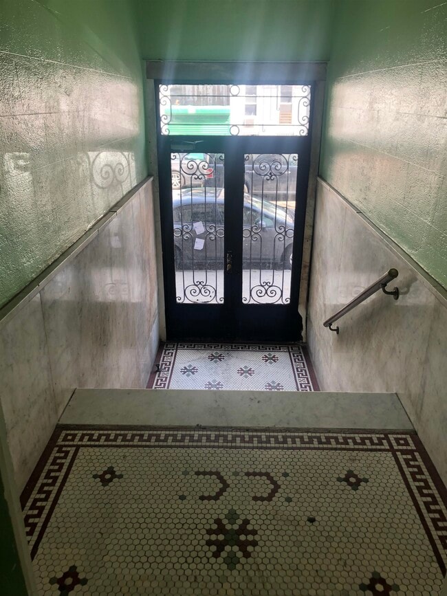 Foto del edificio - 91 Jordan Ave