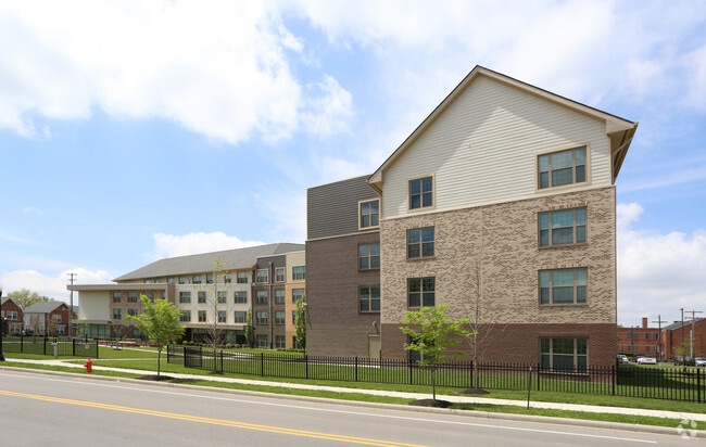 Building Photo - Poindexter Place