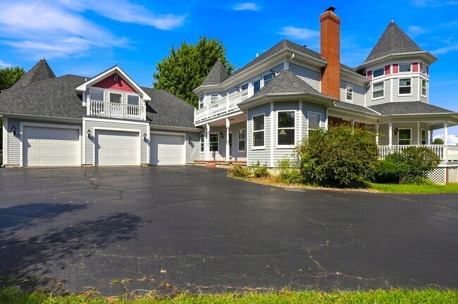 Foto del edificio - 45W235 Hillview Ln