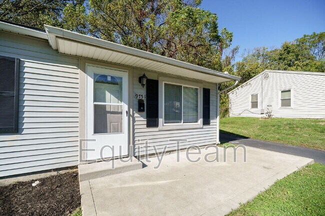 Building Photo - 9751 Marino Dr