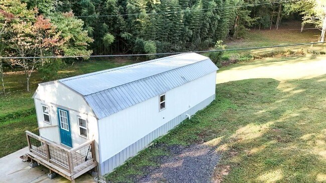 Foto del edificio - 203 New Town St