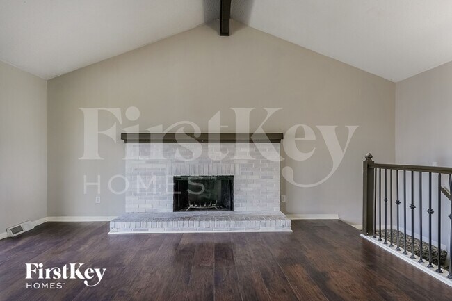 Foto del edificio - 10040 NW Blum Rd