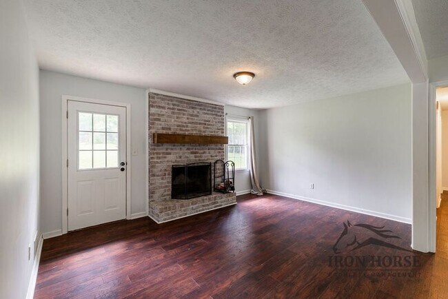 Building Photo - 1190 Arrowhead Rd