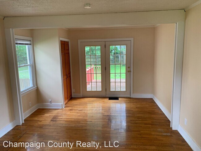 Foto del edificio - 3 br, 2 bath House - 1518 W. Healey St.