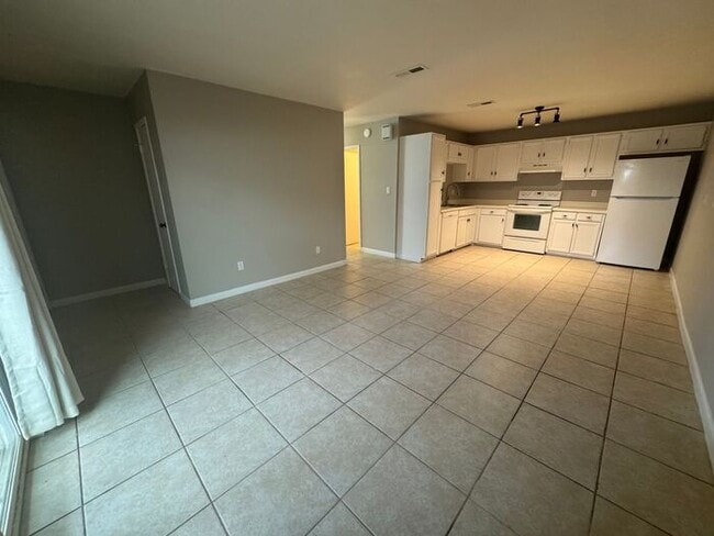 Foto del edificio - Gulf Breeze - Greenbriar Estate - 2 bedroom, 1 bathroom