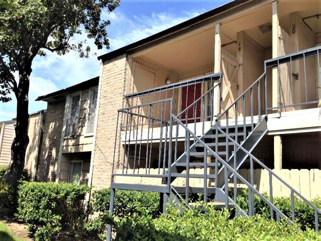 Photo - 8201 Richmond Ave. Apartment