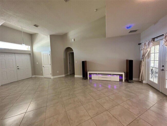 Foto del edificio - 2022 Tigard St