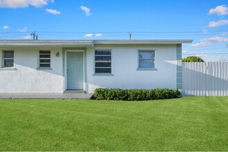 Building Photo - 10541 SW 184th St