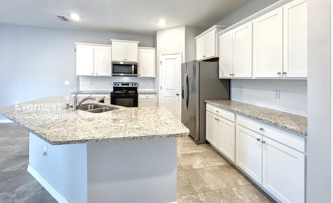 Foto del edificio - 9718 Mulberry Marsh Ln