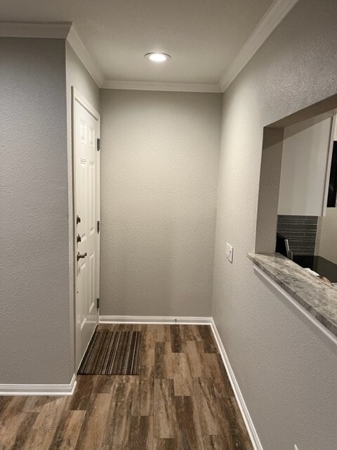 Building Photo - 1880 White Oak Dr