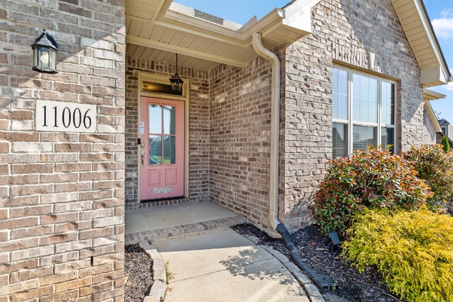 Building Photo - 11006 Thorne Dr